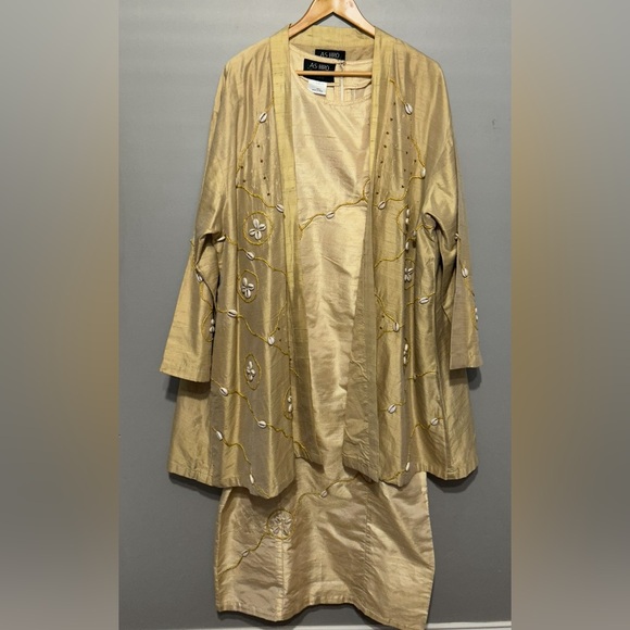 Ashro Jackets & Blazers - AS*HRO Silk Blend, Seashell & Gold Thread Embroidered Dress & Matching Jacket, L